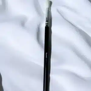 Eye shadow brush